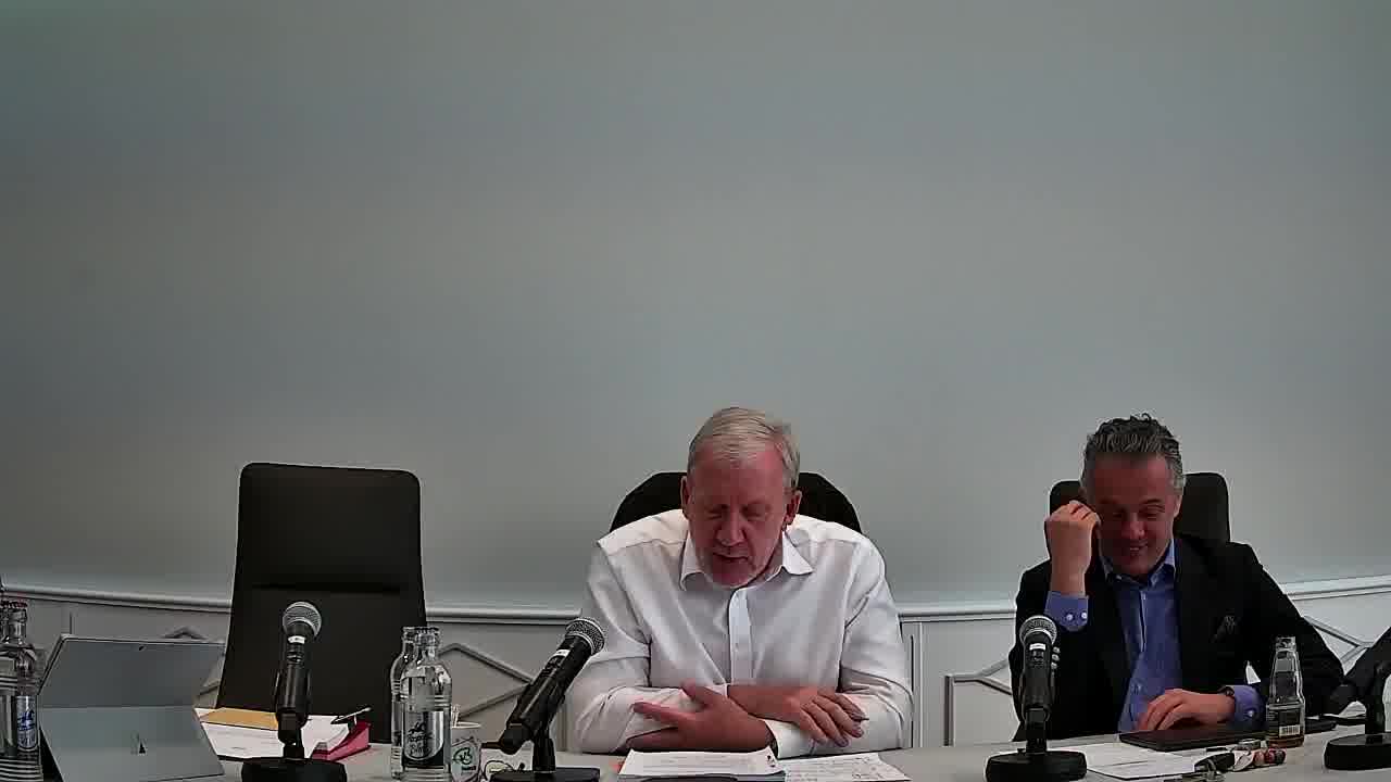 9) Modification d'un règlement d'ordre intérieur au conseil communal et des commissions consultatives communales